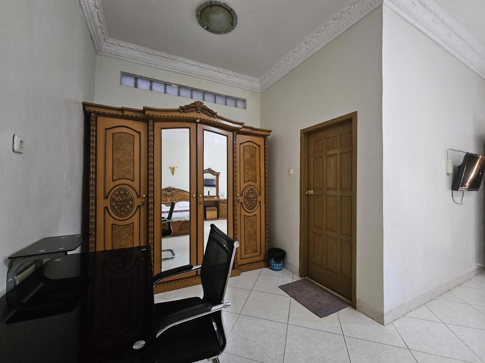Flamboyan House Hotel Padang  Bagian luar foto